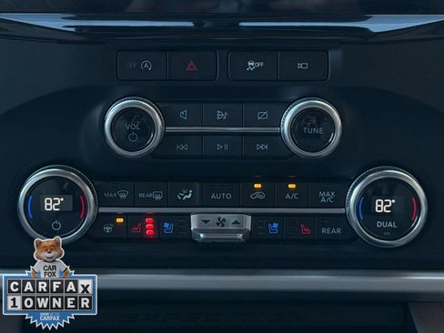 Used 2024 Ford Expedition Max Limited image 18