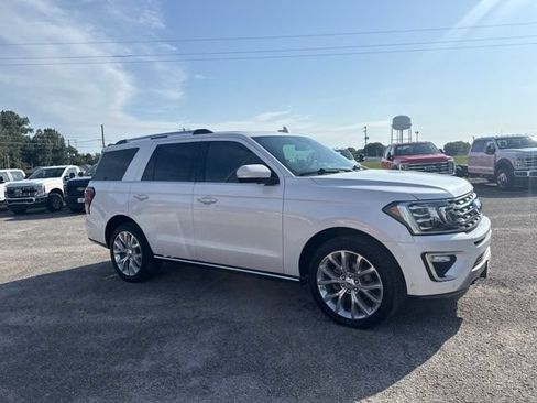 Used 2019 Ford Expedition Limited w/ Equipment Group 302A AWD/4WD image 13