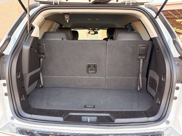 Used 2017 Buick Enclave Leather FWD image 17