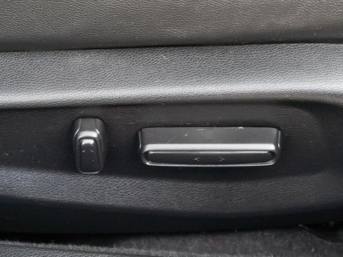 Used 2019 Honda Accord EX-L image 28
