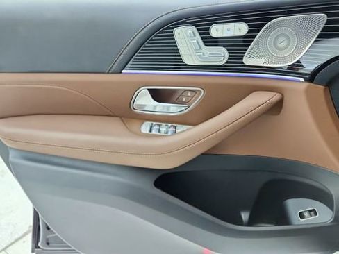 Used 2025 Mercedes-Benz GLE 53 AMG 4MATIC Coupe image 36