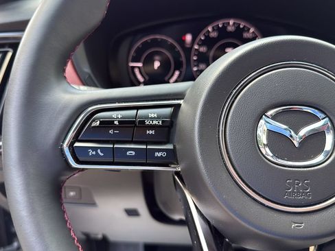 Certified 2025 MAZDA CX-70 Plug-In Hybrid w/ Premium Plus AWD/4WD image 26