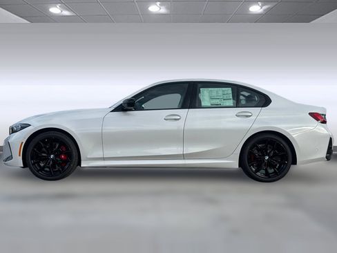 New 2026 BMW 330i Sedan w/ M Sport Package RWD image 2