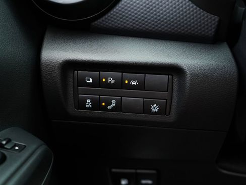 Used 2025 Nissan Kicks Play S FWD image 31