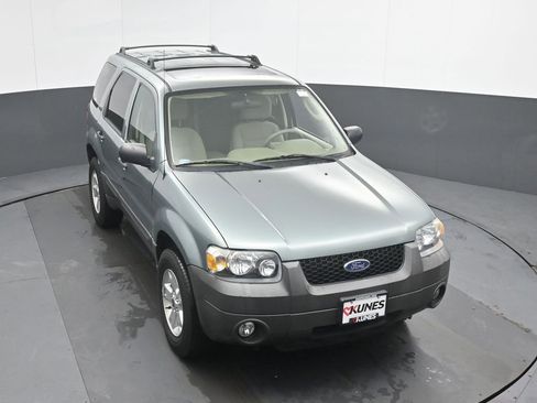 Used 2007 Ford Escape XLT image 29