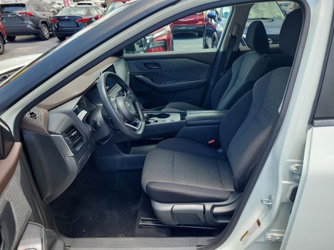 Certified 2021 Nissan Rogue S FWD image 12