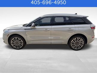Used 2021 Lincoln Corsair Reserve w/ Equipment Group 201A AWD/4WD video 2