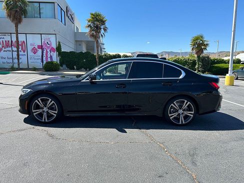 Used 2022 BMW 330i Sedan w/ Convenience Package RWD image 4