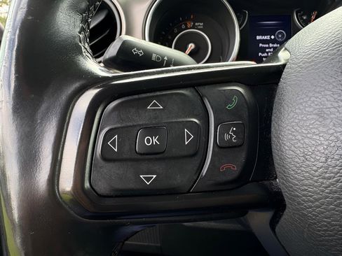 Used 2018 Jeep Wrangler Unlimited Sport S AWD/4WD image 21