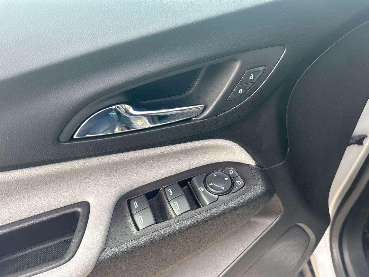 Used 2022 Chevrolet Equinox LT AWD/4WD image 12