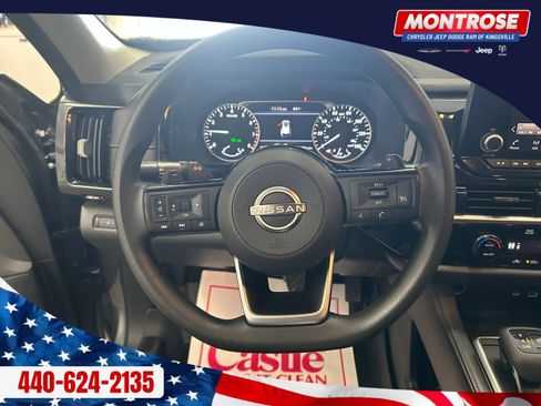 Used 2022 Nissan Pathfinder S image 15