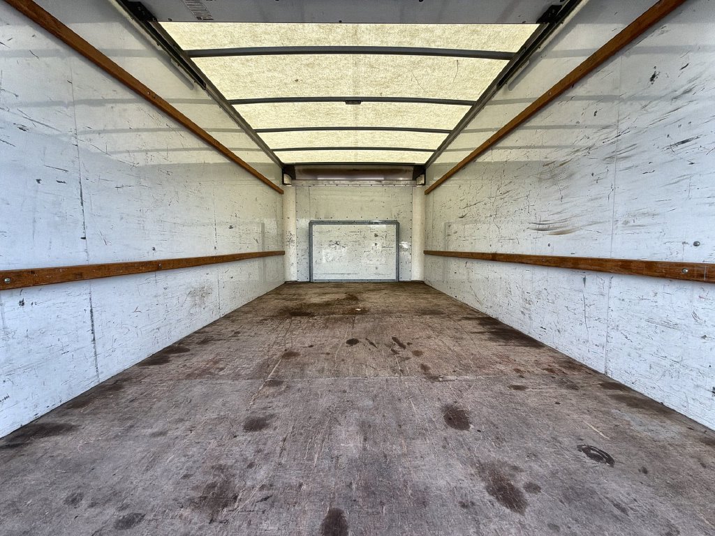 Used 2022 Ford E-350 and Econoline 350 Super Duty RWD image 19