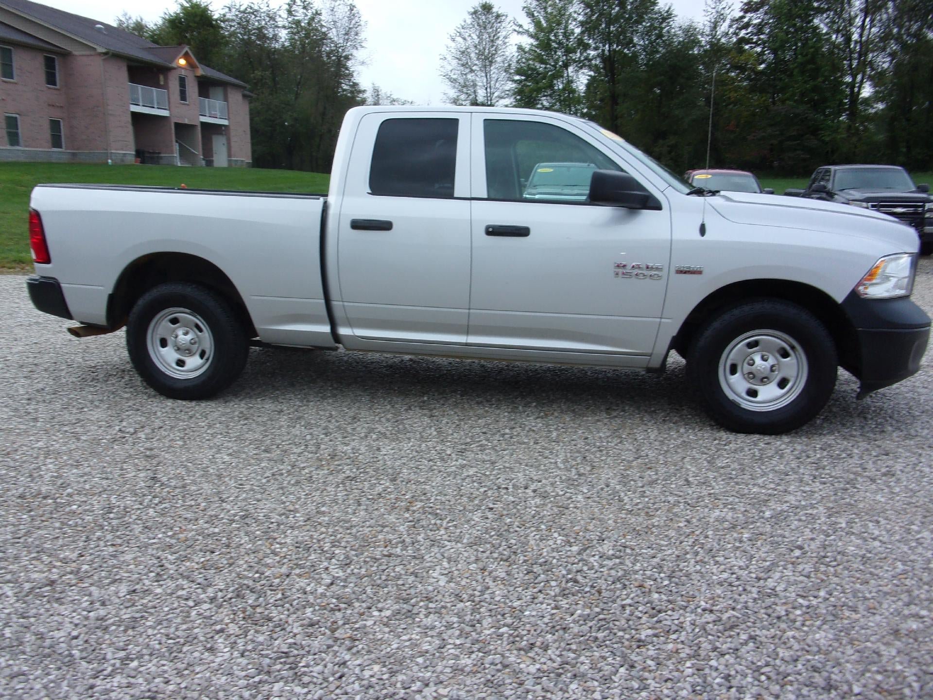 Used 2018 RAM 1500 Tradesman RWD image 3