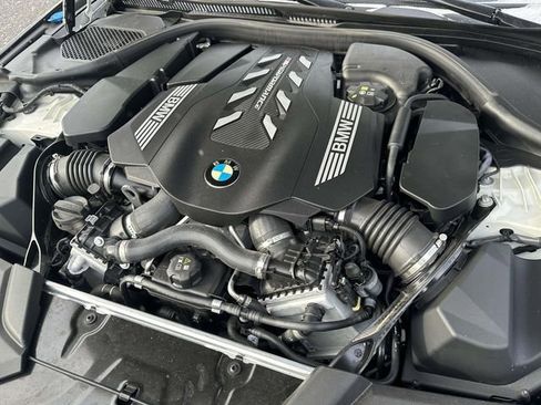 Certified 2023 BMW M550i xDrive w/ Executive Package image 17