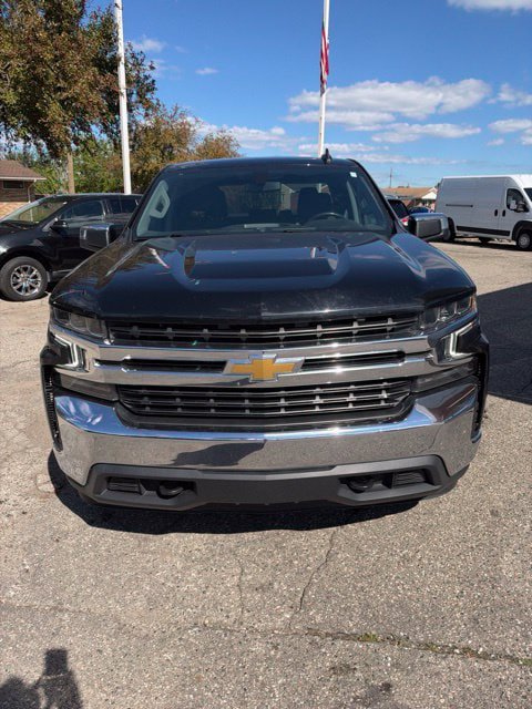 Used 2021 Chevrolet Silverado 1500 LT AWD/4WD image 2