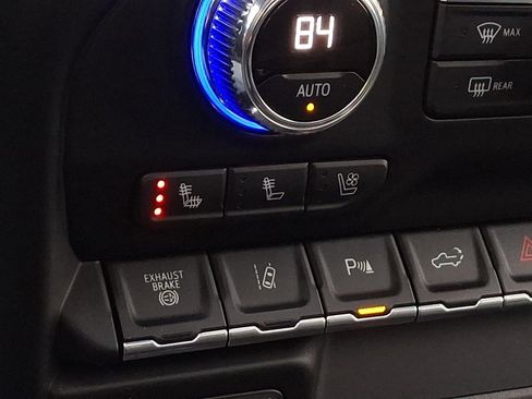 Used 2020 GMC Sierra 2500 Denali w/ Denali Ultimate Package image 25