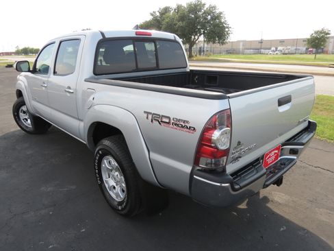 Used 2012 Toyota Tacoma PreRunner w/ TRD Off-Road Pkg image 5