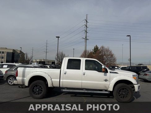 Used 2016 Ford F350 Platinum image 3