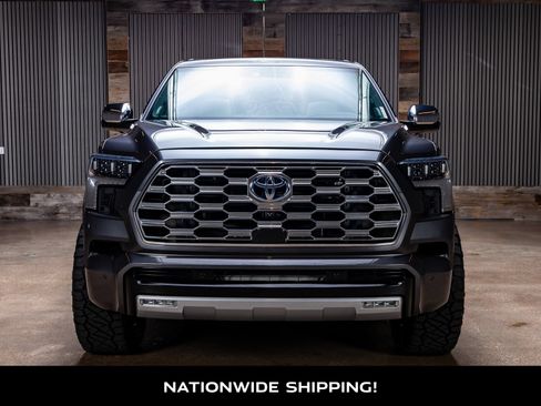 Used 2023 Toyota Sequoia Capstone AWD/4WD image 4