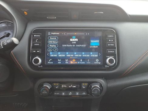 Used 2024 Nissan Kicks SR w/ SR Premium Package image 10