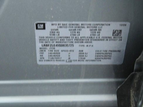 New 2025 Buick Envision Sport Touring image 9