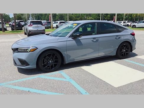 Used 2023 Honda Civic Sport image 23