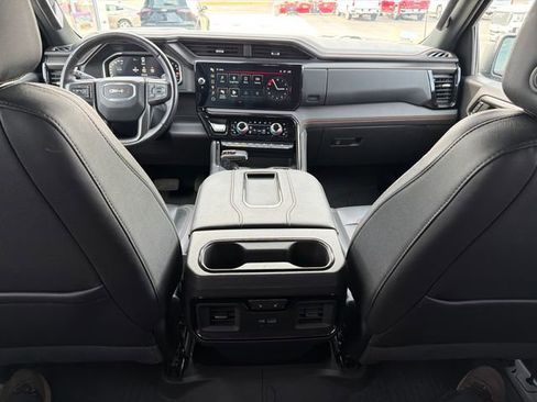 Used 2022 GMC Sierra 1500 AT4 w/ AT4 Premium Package image 14