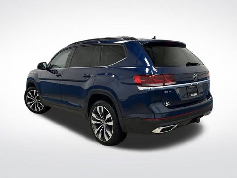 Used 2022 Volkswagen Atlas SE w/ Panoramic Sunroof Package image 3
