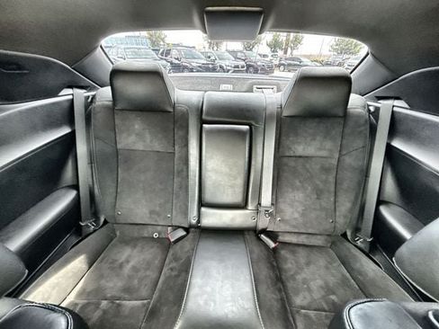 Used 2019 Dodge Challenger R/T Scat Pack w/ Plus Package RWD image 21