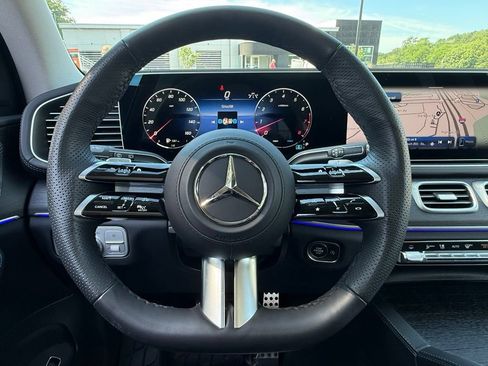 Used 2026 Mercedes-Benz GLS 450 4MATIC image 18