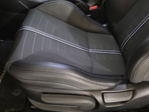 Certified 2022 Hyundai Veloster N image 13