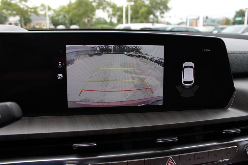 Used 2023 Kia Telluride EX w/ EX Captain's Chair Package AWD/4WD image 20