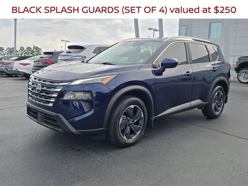 Certified 2024 Nissan Rogue SV w/ SV Premium Package FWD image 8