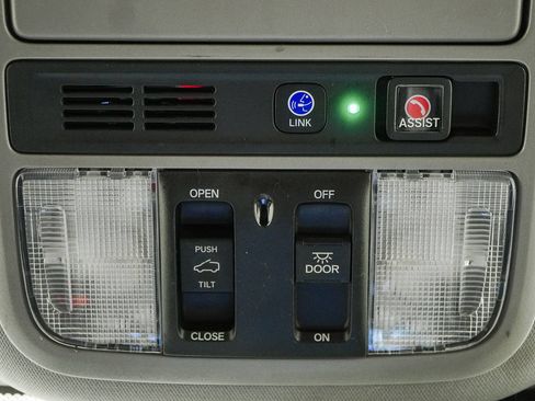 Used 2021 Honda Pilot Touring image 26