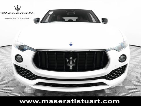 New 2024 Maserati Levante GT Ultima AWD/4WD image 2