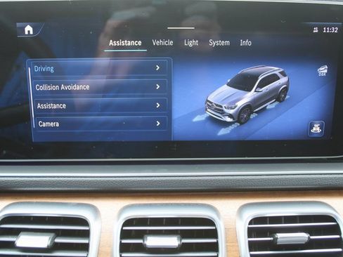 Used 2024 Mercedes-Benz GLE 350 4MATIC w/ Winter Package image 49