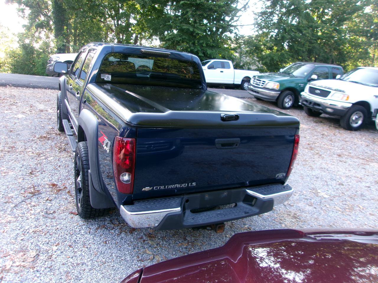 Used 2004 Chevrolet Colorado LS w/ Power Convenience Package AWD/4WD image 18