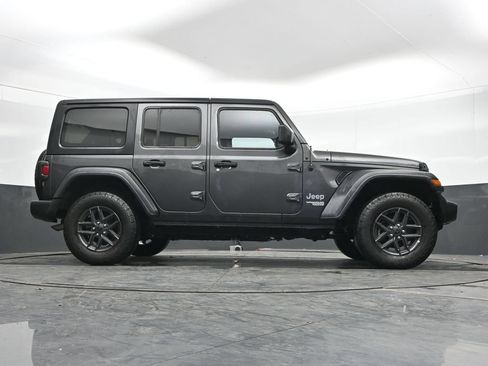 Used 2020 Jeep Wrangler Unlimited Sport AWD/4WD image 33