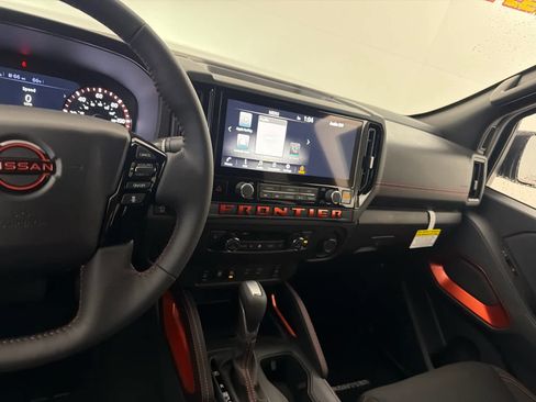 New 2026 Nissan Frontier Pro-X w/ Tow Package RWD image 18