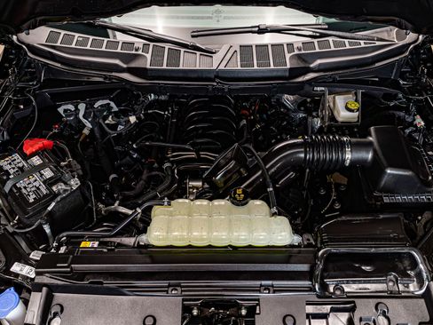 Used 2025 Ford F150 XL w/ Equipment Group 103A High image 24