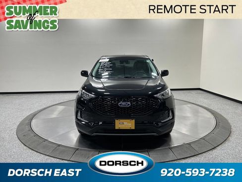 Certified 2024 Ford Edge SEL w/ Convenience Package AWD/4WD image 3