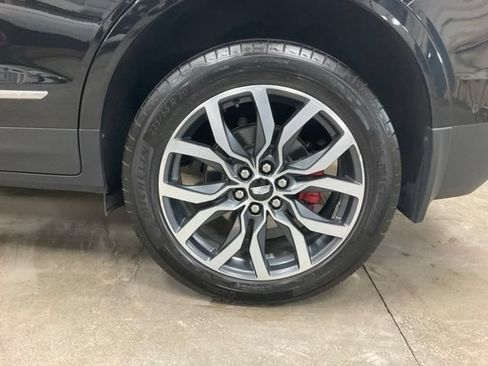 Used 2022 Cadillac XT5 Sportv w/ Technology Package AWD/4WD image 19