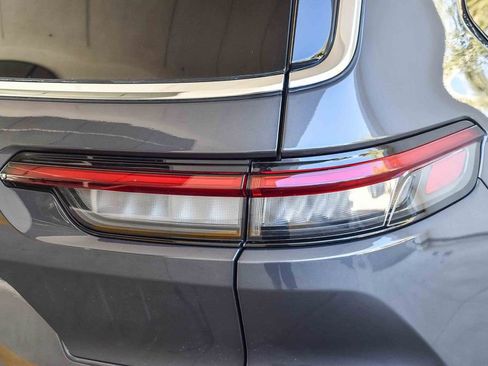 New 2026 Jeep Grand Cherokee L Laredo w/ MOPAR Finishing Package image 6