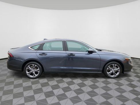 Certified 2023 Honda Accord EX image 6