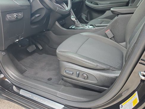 Used 2023 Buick Encore GX Select w/ Safety Package II AWD/4WD image 15