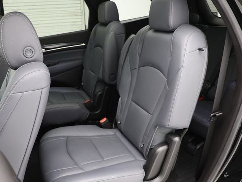 Used 2023 Buick Enclave Essence w/ Experience Buick Package image 12
