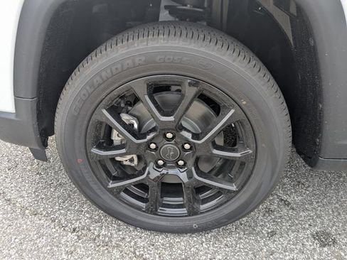 New 2026 Jeep Compass Latitude AWD/4WD image 19