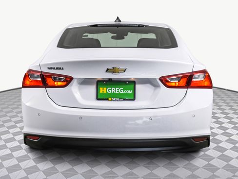 Used 2024 Chevrolet Malibu LS w/ Driver Confidence Package image 7