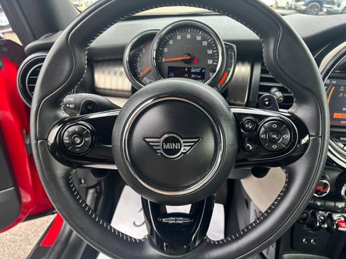 Used 2020 MINI Cooper S w/ Signature Upholstery Package image 16