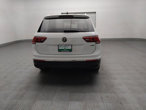 Used 2022 Volkswagen Tiguan SE AWD/4WD image 7